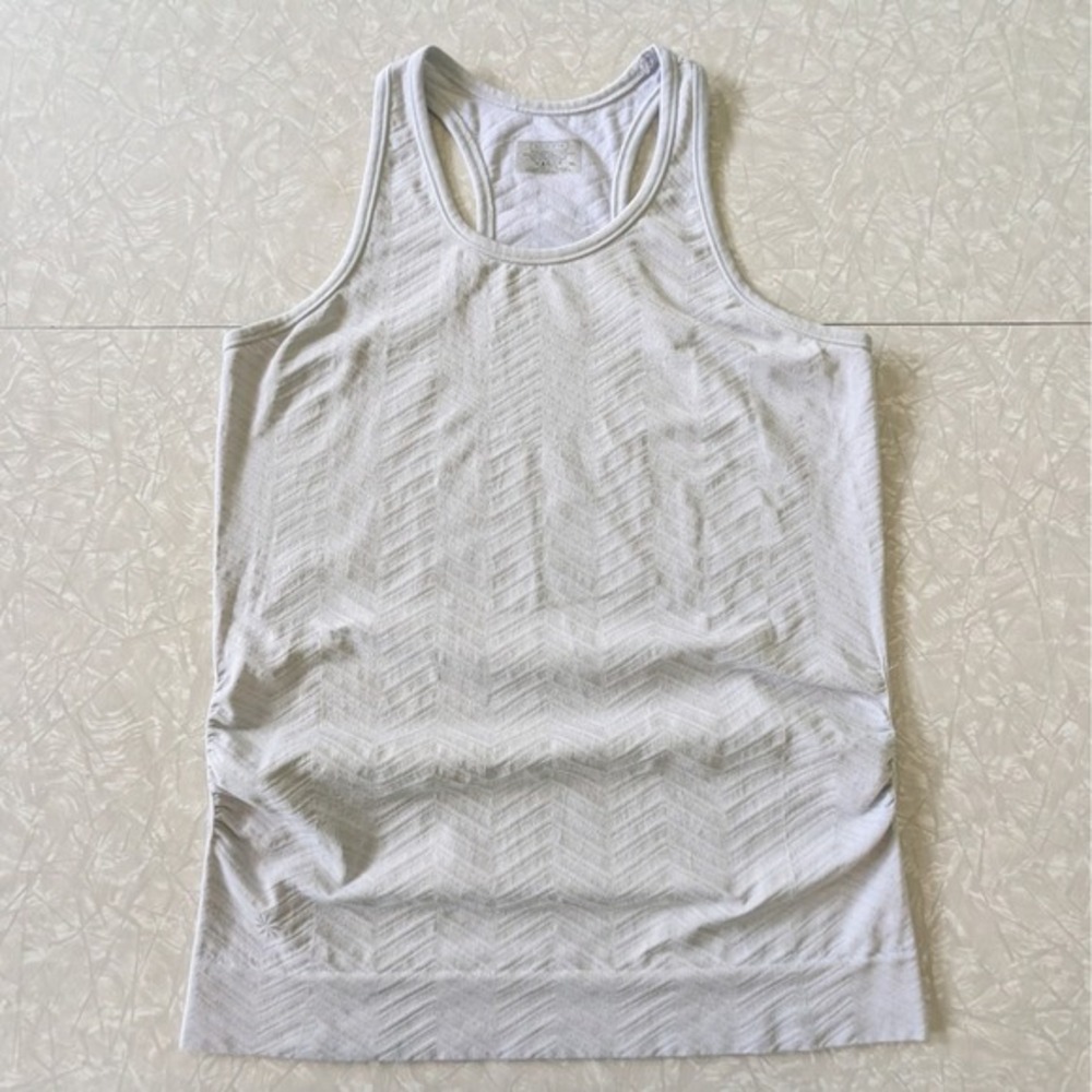 Athleta Momentum Tank Top XL‎ Gray Chevron Jacquard Racerback Ruched